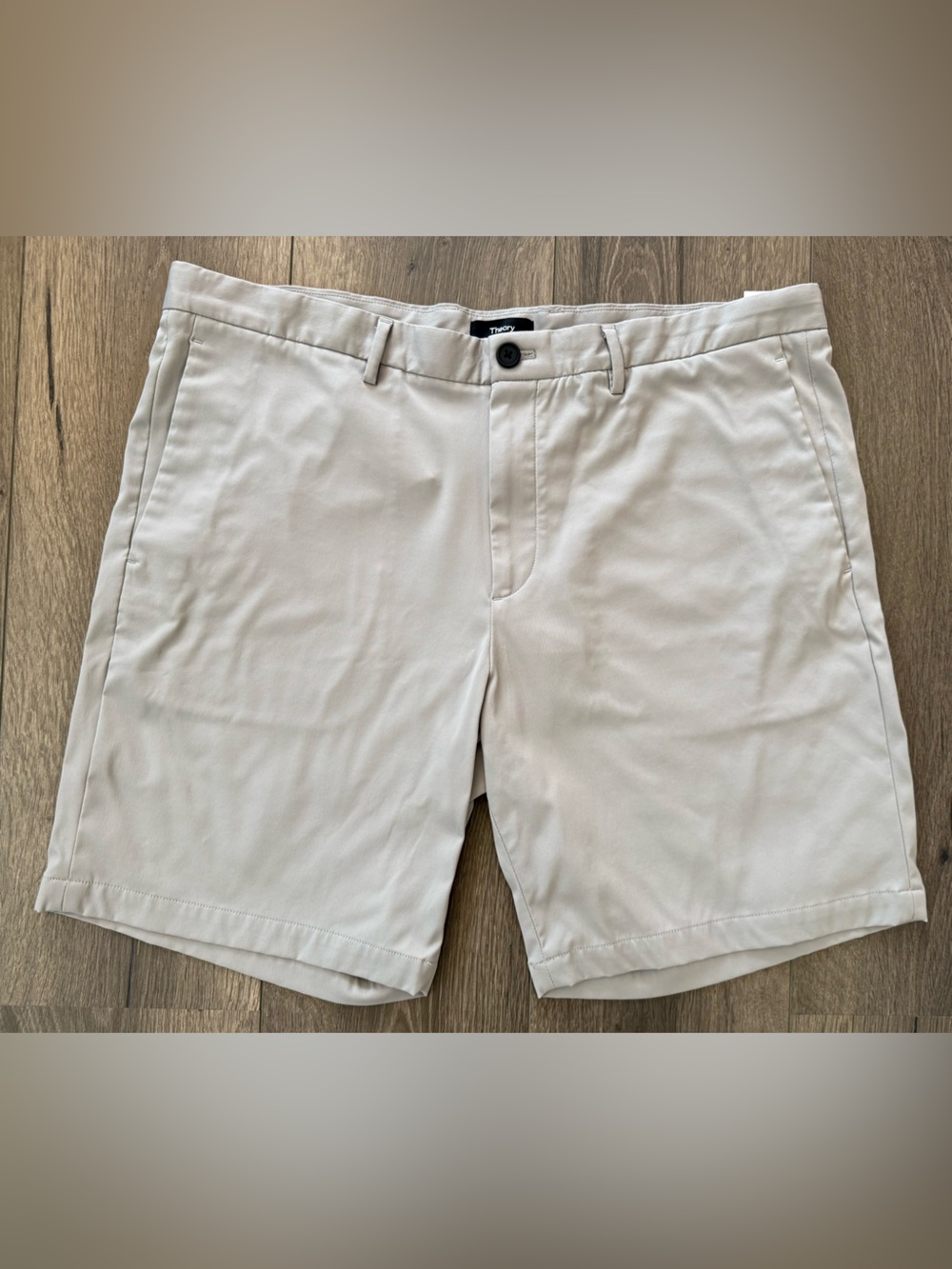 Theory Men’s Shorts Size 38 Beige light Gray Flat Front Casual Summer
